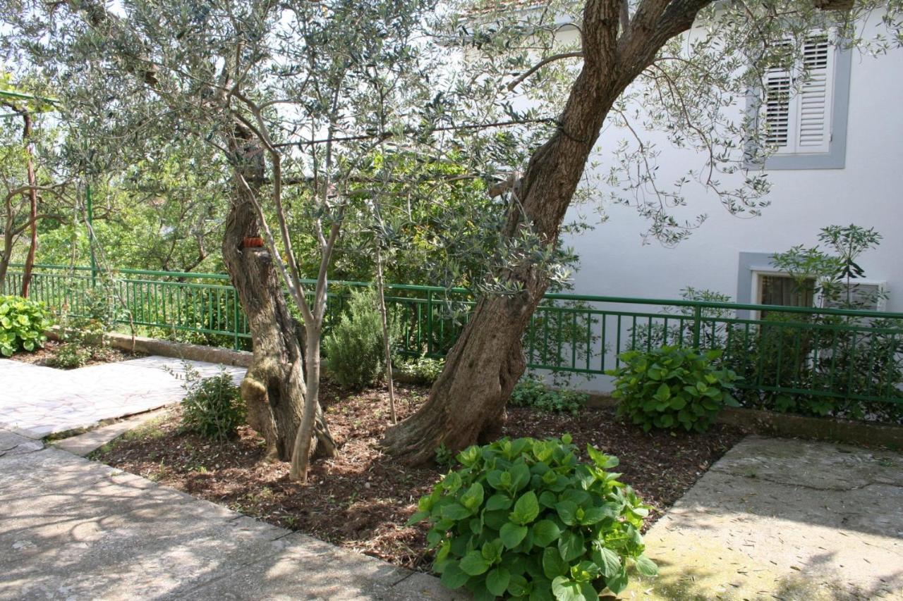 Apartments And Rooms By The Sea Zaostrog, Makarska - 2661 Esterno foto