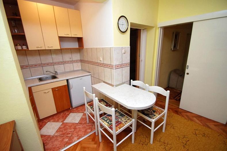 Apartments And Rooms By The Sea Zaostrog, Makarska - 2661 Esterno foto